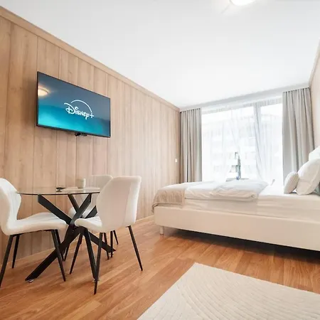 아파트 Pirin Sense & Free Parking 반스코